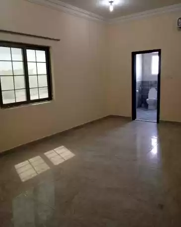Residential Ready Property Studio U/F Apartment  for rent in Al Sadd , Doha #16519 - 1  image 