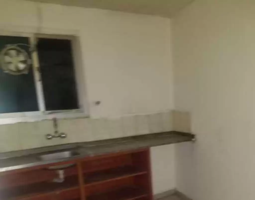 Residential Ready Property 1 Bedroom U/F Apartment  for rent in Al Sadd , Doha #16546 - 1  image 