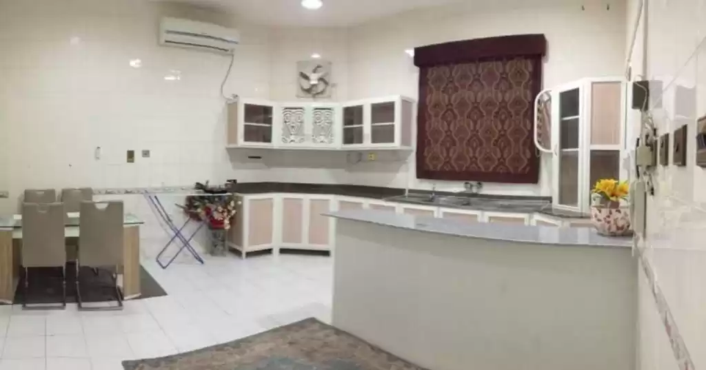 Жилой Готовая недвижимость 1 спальня Н/Ф Квартира  в аренду в Аль-Садд , Доха #16549 - 1  image 