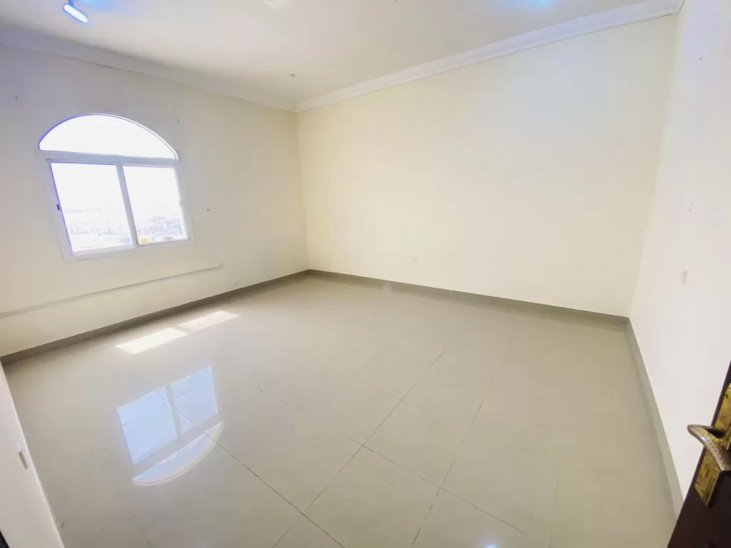 Residential Ready Property 1 Bedroom U/F Standalone Villa  for rent in Al-Thumama , Doha-Qatar #16588 - 1  image 