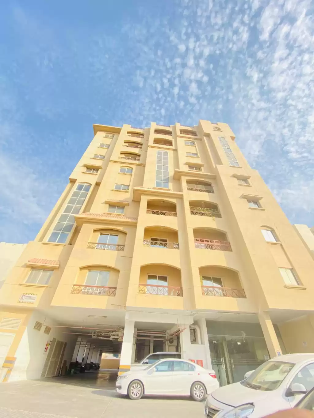 Residential Ready Property 2 Bedrooms U/F Apartment  for rent in Al Sadd , Doha #16593 - 1  image 