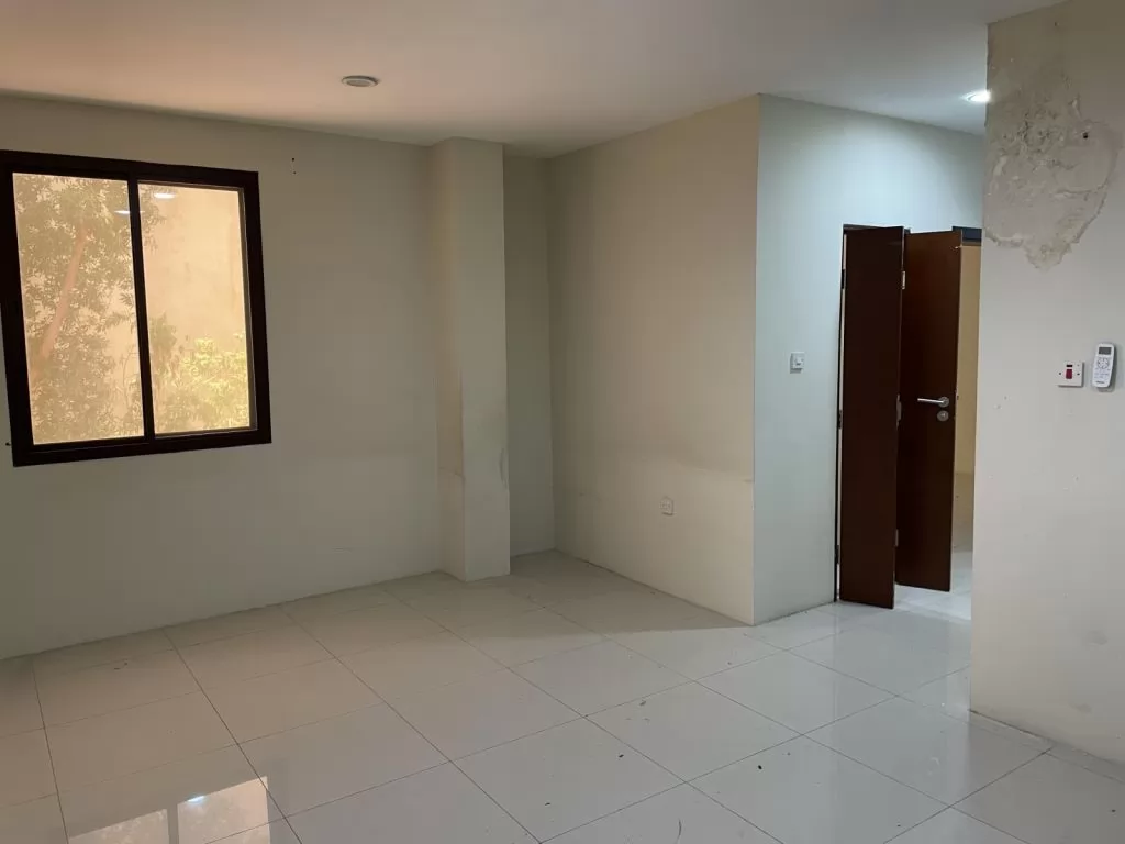 Residential Ready Property 2 Bedrooms U/F Apartment  for rent in Old-Airport , Doha-Qatar #16603 - 1  image 