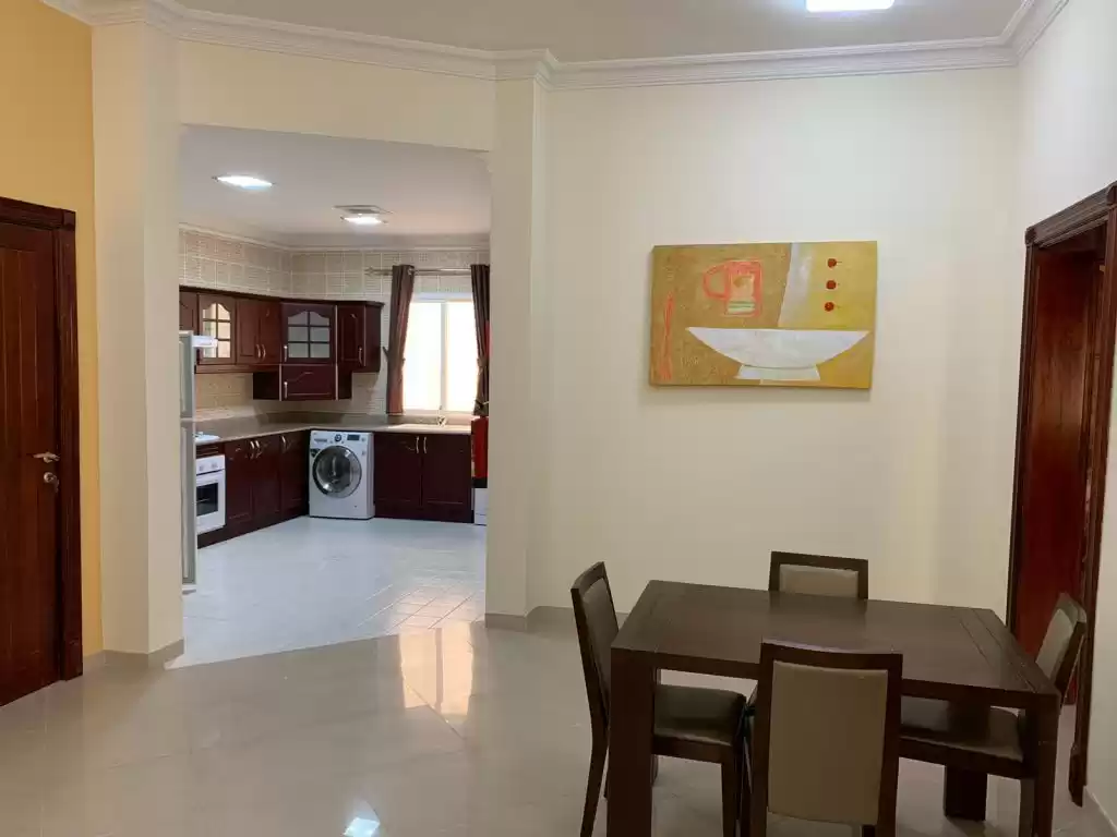 Residential Ready Property 2 Bedrooms F/F Apartment  for rent in Doha #16608 - 1  image 