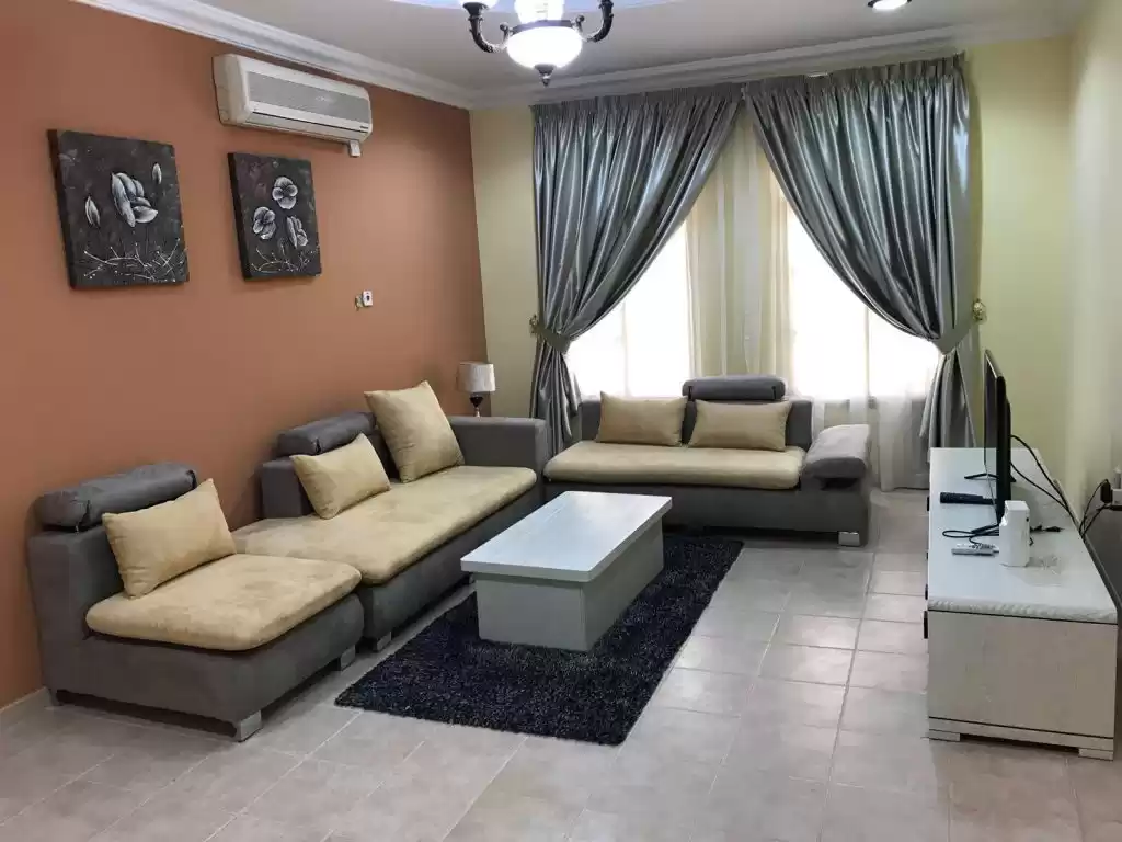 Residential Ready Property 4 Bedrooms F/F Apartment  for rent in Al Sadd , Doha #16626 - 1  image 