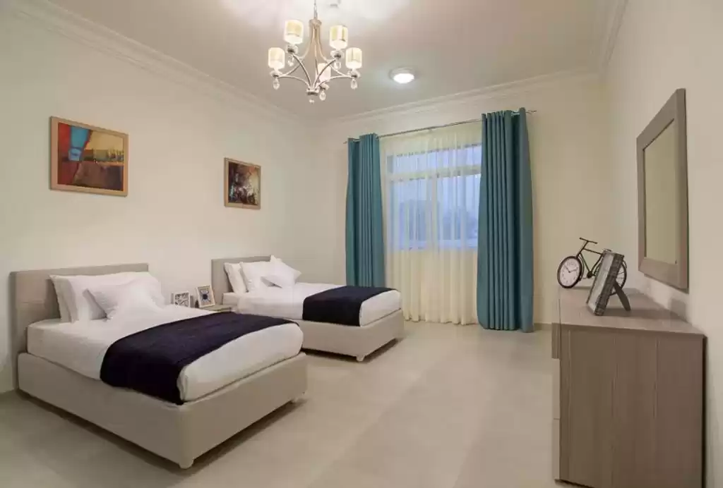 Wohn Klaar eigendom 3 + Magd Schlafzimmer F/F Villa in Verbindung  zu vermieten in Al Sadd , Doha #16662 - 1  image 
