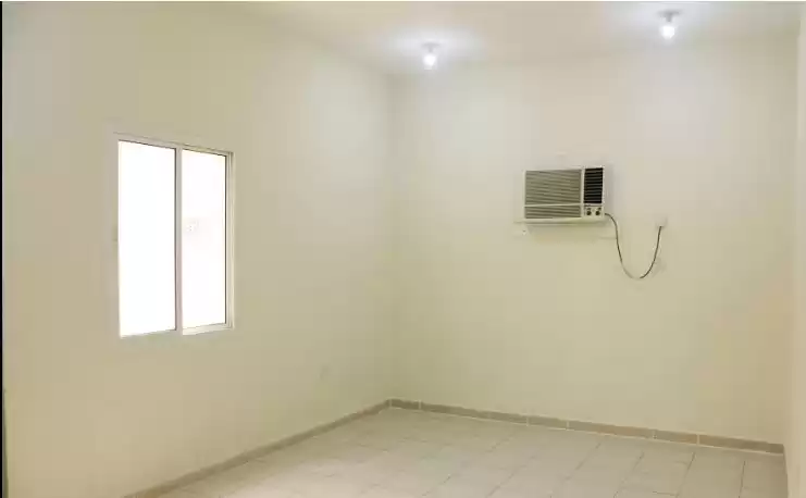 Wohn Klaar eigendom 1 Schlafzimmer U/F Wohnung  zu vermieten in Al Sadd , Doha #16684 - 1  image 