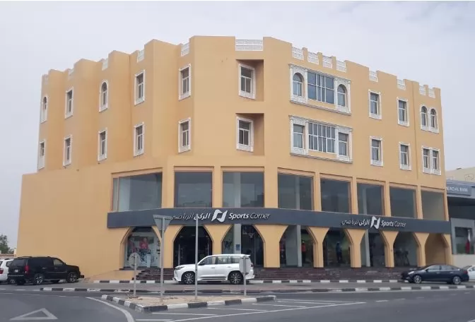 Жилой Готовая недвижимость 2 спальни Н/Ф Квартира  в аренду в Аль-Садд , Доха #16691 - 1  image 