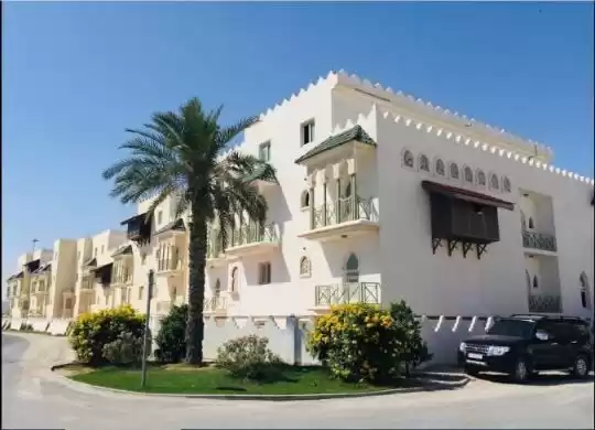 Residential Ready Property 2 Bedrooms U/F Apartment  for rent in Al Sadd , Doha #16710 - 1  image 