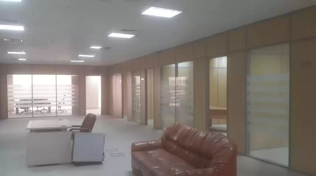 تجاری املاک آماده F/F دفتر  برای اجاره که در دوحه #16713 - 1  image 