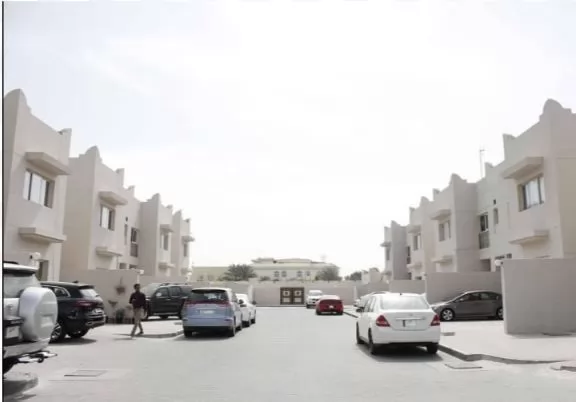 Residential Ready Property 2 Bedrooms U/F Apartment  for rent in Old-Airport , Doha-Qatar #16719 - 1  image 