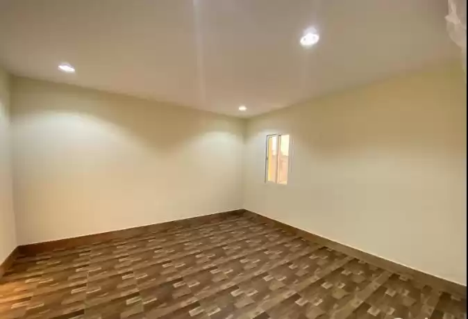 Residential Ready Property 1 Bedroom U/F Apartment  for rent in Al Sadd , Doha #16727 - 1  image 