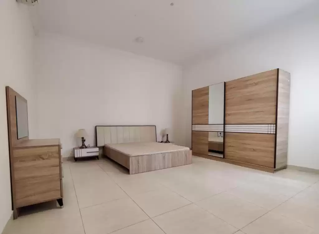 yerleşim Hazır Mülk 3 yatak odası F/F Apartman  kiralık içinde Al Sadd , Doha #16746 - 1  image 