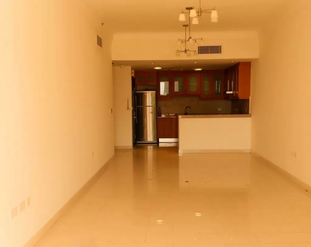 Residential Ready Property 1 Bedroom S/F Apartment  for rent in Doha-Qatar #16753 - 1  image 