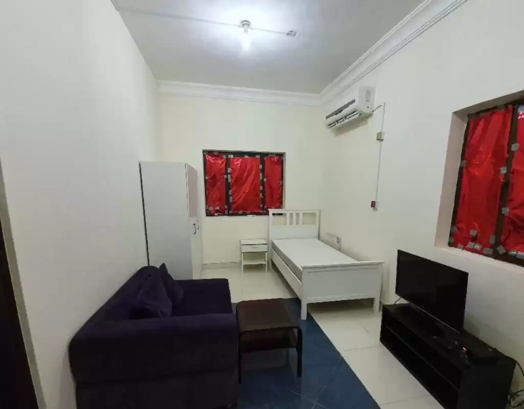 Residential Ready Property Studio F/F Apartment  for rent in Al Sadd , Doha #16759 - 1  image 
