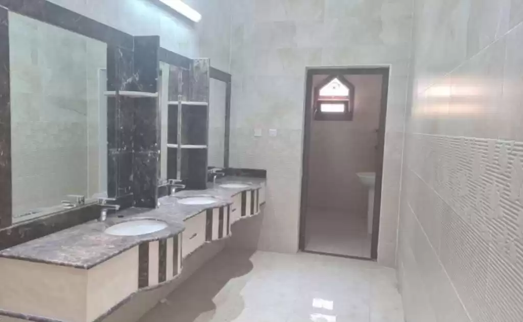 Residential Ready Property 6 Bedrooms U/F Standalone Villa  for rent in Al Sadd , Doha #16799 - 1  image 