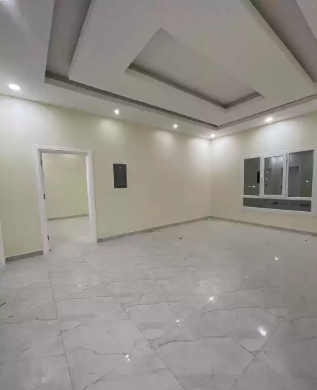 Residential Ready Property 5 Bedrooms U/F Standalone Villa  for rent in Doha #16801 - 1  image 