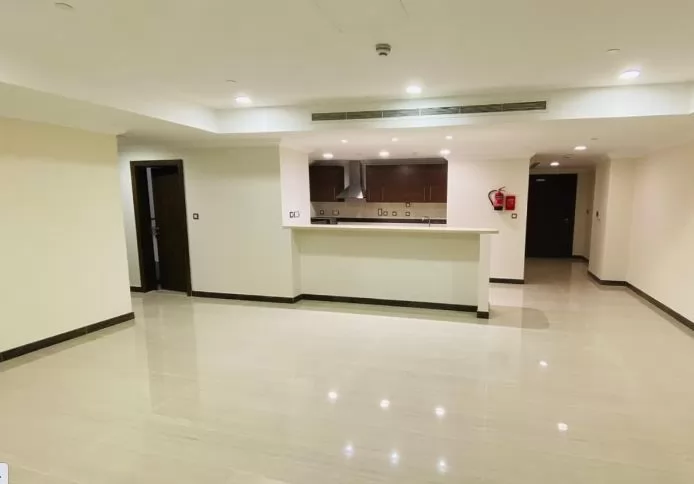 Residential Ready 2 Bedrooms S/F Apartment  for sale in The-Pearl-Qatar , Doha-Qatar #16815 - 1  image 
