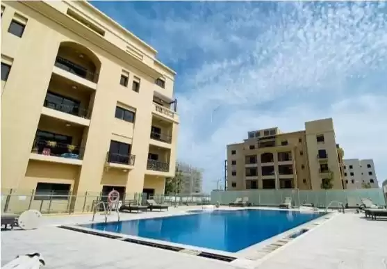Résidentiel Propriété prête 3 chambres S / F Appartement  à vendre au Al-Sadd , Doha #16816 - 1  image 