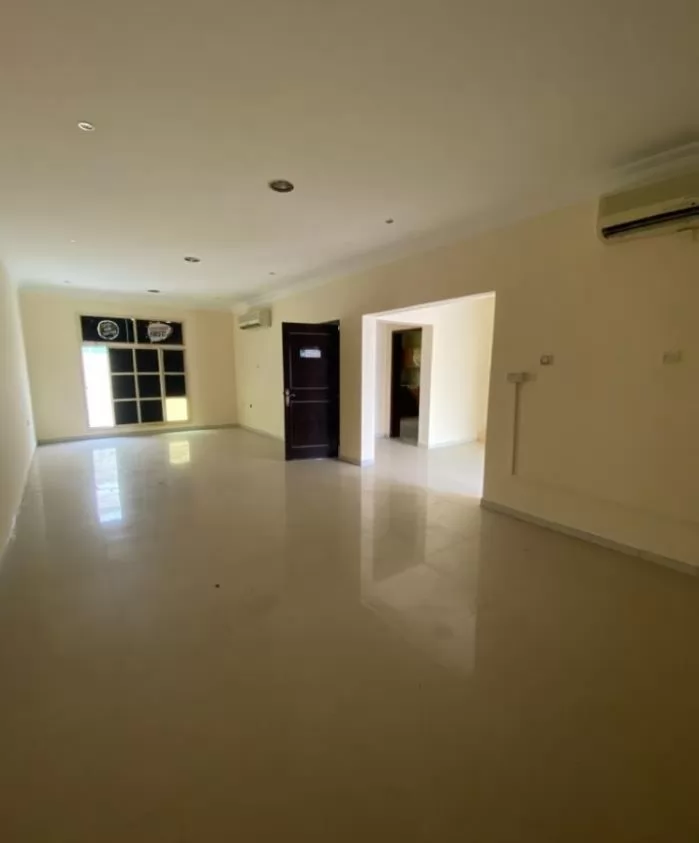 Residential Ready Property 5 Bedrooms U/F Standalone Villa  for rent in Doha-Qatar #16835 - 1  image 