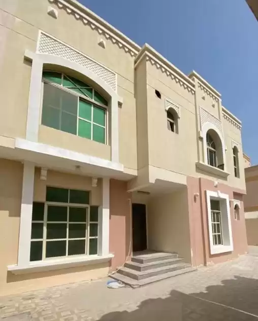 Résidentiel Propriété prête 5 chambres U / f Villa autonome  a louer au Doha #16838 - 1  image 