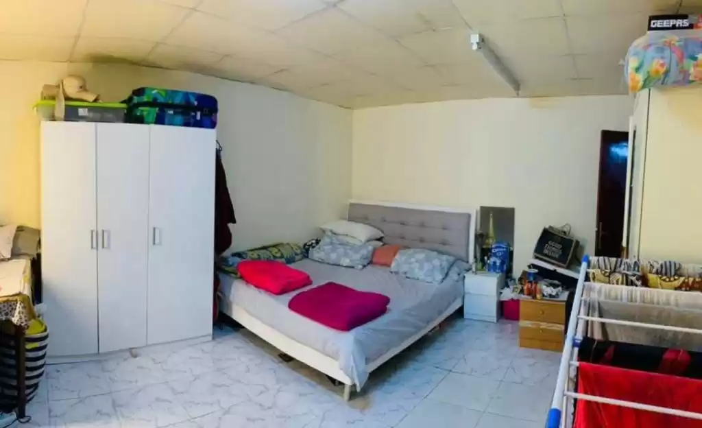 Wohn Klaar eigendom 1 Schlafzimmer U/F Wohnung  zu vermieten in Al Sadd , Doha #16840 - 1  image 