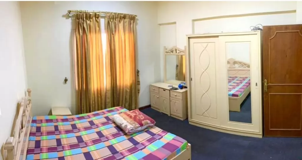 Residential Ready Property 2 Bedrooms F/F Apartment  for rent in Umm-Ghuwailina , Doha-Qatar #16841 - 1  image 