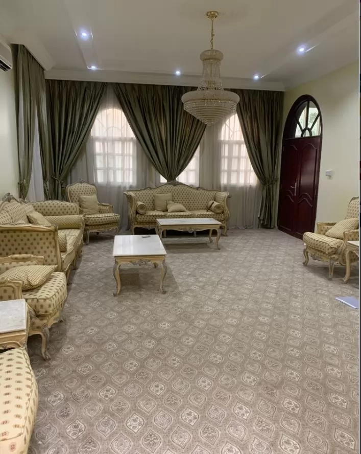 Residential Ready Property 4 Bedrooms S/F Standalone Villa  for rent in Al Sadd , Doha #16872 - 1  image 