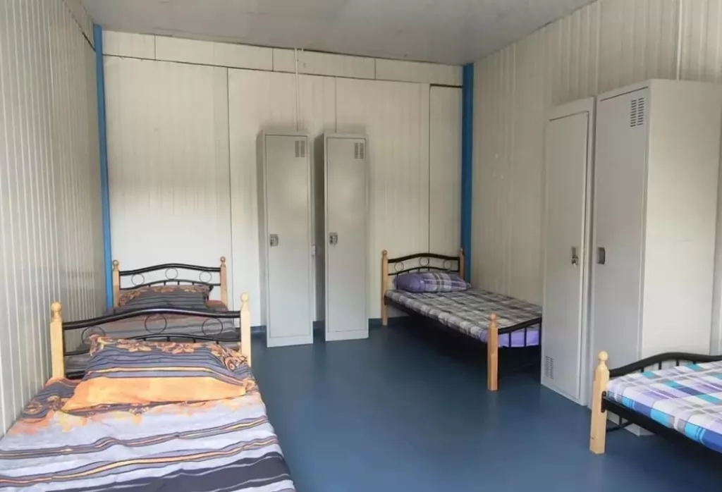 مسکونی املاک آماده 7+ اتاق خواب F/F اردوگاه کار  برای اجاره که در السد , دوحه #16919 - 1  image 