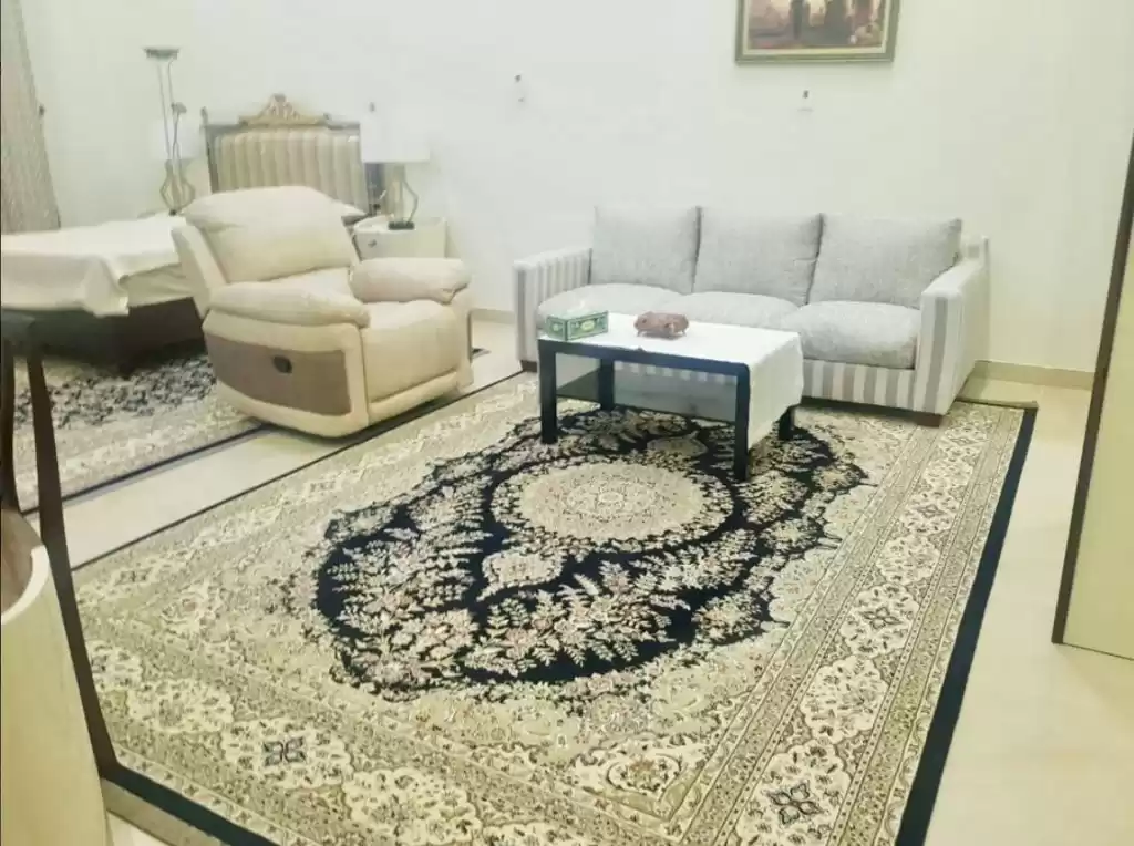 Résidentiel Propriété prête 6 chambres S / F Chalet  à vendre au Al-Sadd , Doha #16990 - 1  image 