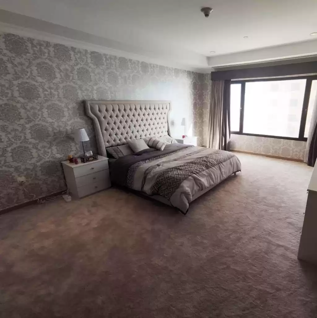 yerleşim Hazır Mülk 2 yatak odası F/F Apartman  kiralık içinde Al Sadd , Doha #17028 - 1  image 
