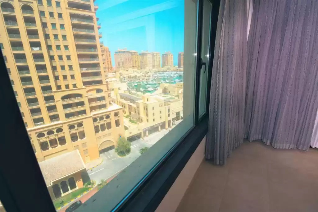 Жилой Готовая недвижимость 2 спальни С/Ж Квартира  в аренду в Аль-Садд , Доха #17030 - 1  image 