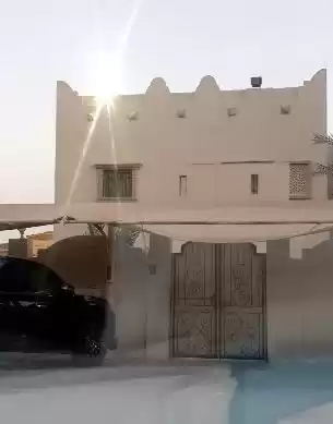 yerleşim Hazır Mülk 6+hizmetçi Yatak Odası U/F Müstakil Villa  kiralık içinde Doha #17038 - 1  image 