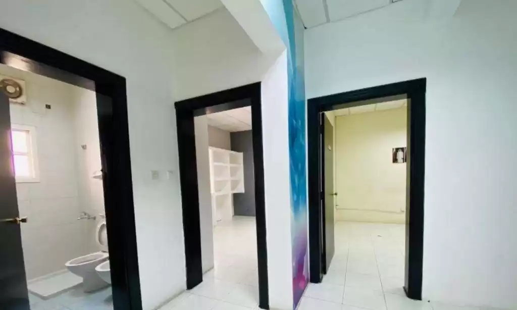 Commercial Ready Property U/F Office  for rent in Al Sadd , Doha #17047 - 1  image 