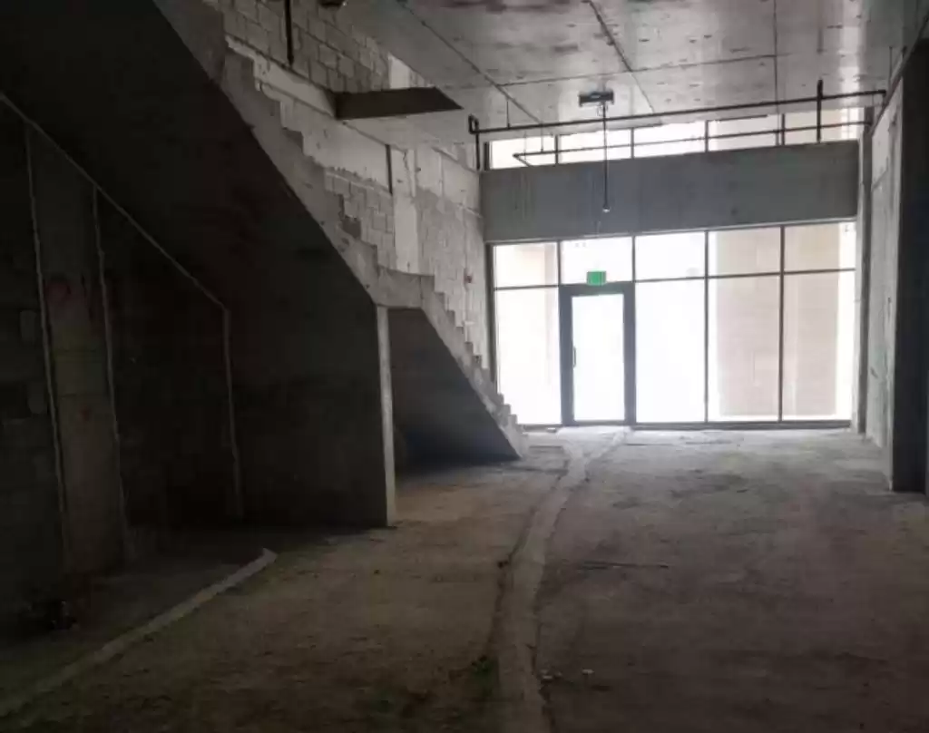 Commercial Ready Property U/F Building  for rent in Al Sadd , Doha #17081 - 1  image 