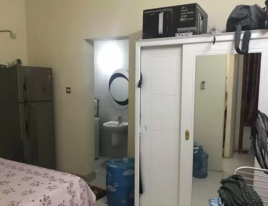 سكني عقار جاهز 1 غرفة  غير مفروش شقة  للإيجار في السد , الدوحة #17095 - 1  صورة 