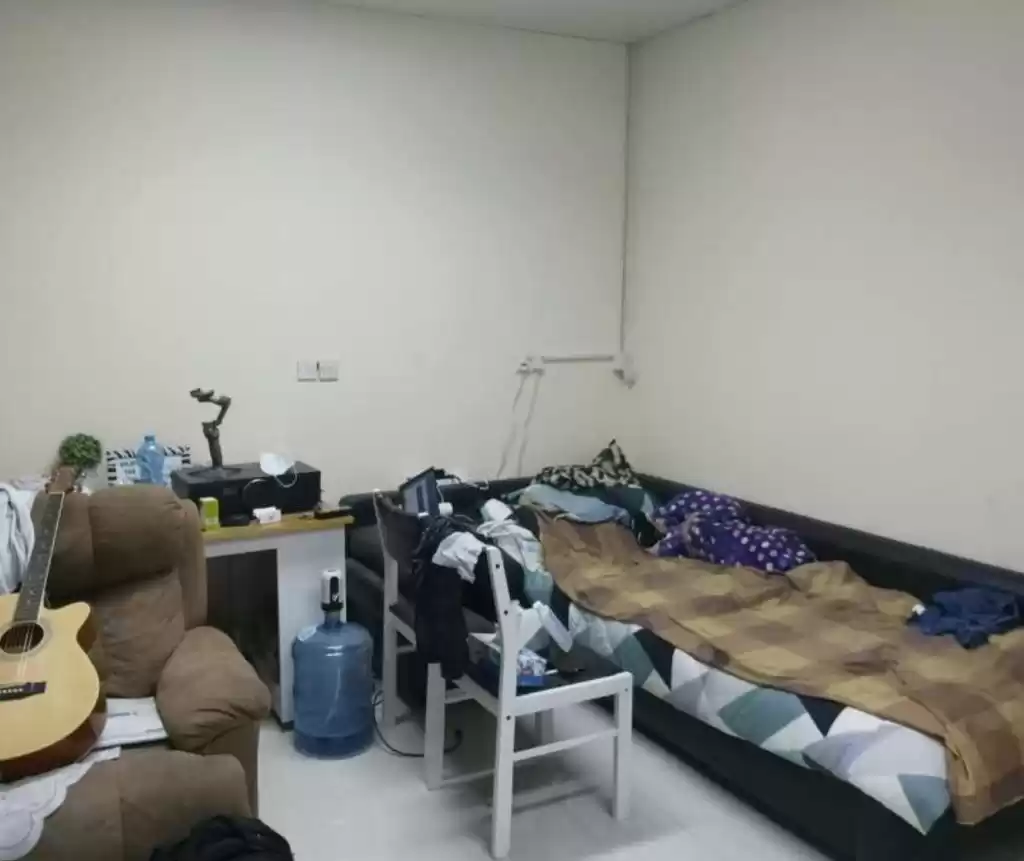 Residencial Listo Propiedad 1 dormitorio U / F Apartamento  alquiler en al-sad , Doha #17113 - 1  image 