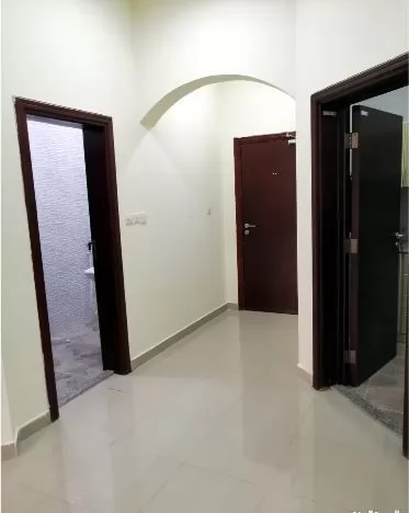 Résidentiel Propriété prête 2 chambres U / f Appartement  a louer au Al-Sadd , Doha #17118 - 1  image 
