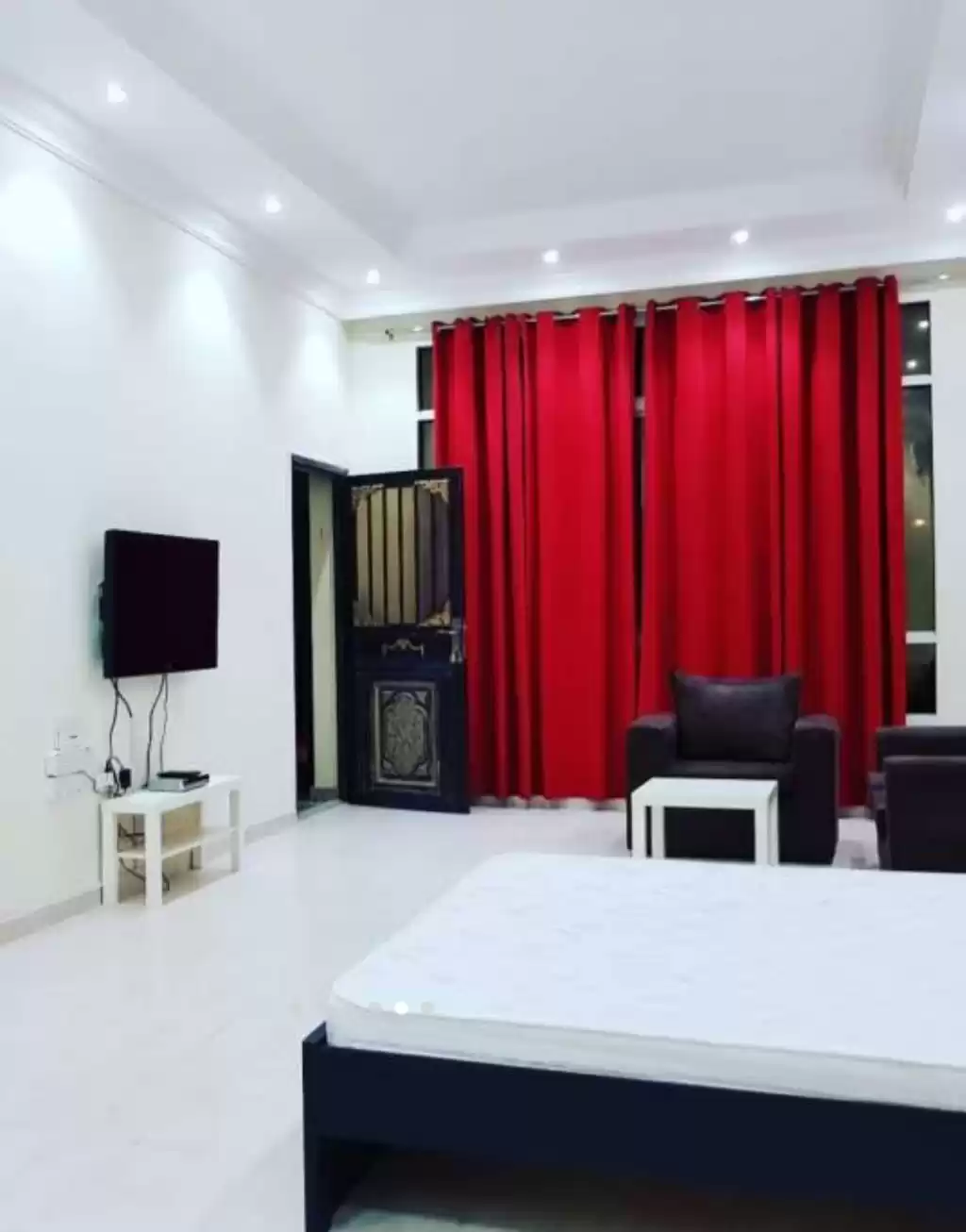 Residencial Listo Propiedad 1 dormitorio F / F Apartamento  alquiler en Doha #17138 - 1  image 