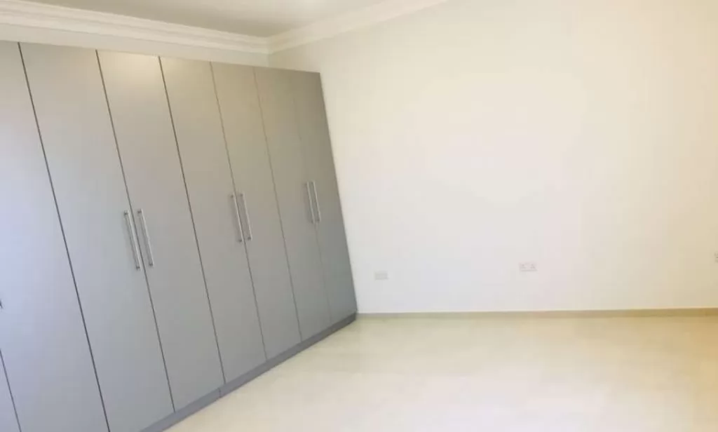 Residential Ready Property 5 Bedrooms U/F Standalone Villa  for rent in Doha-Qatar #17142 - 1  image 