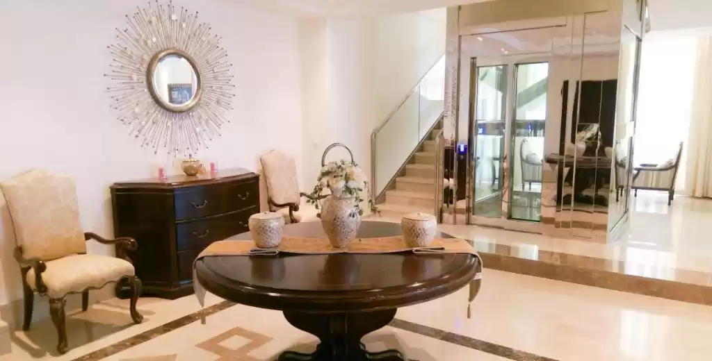 Wohn Klaar eigendom 4 Schlafzimmer F/F Penthouse  zu verkaufen in Al Sadd , Doha #17165 - 1  image 