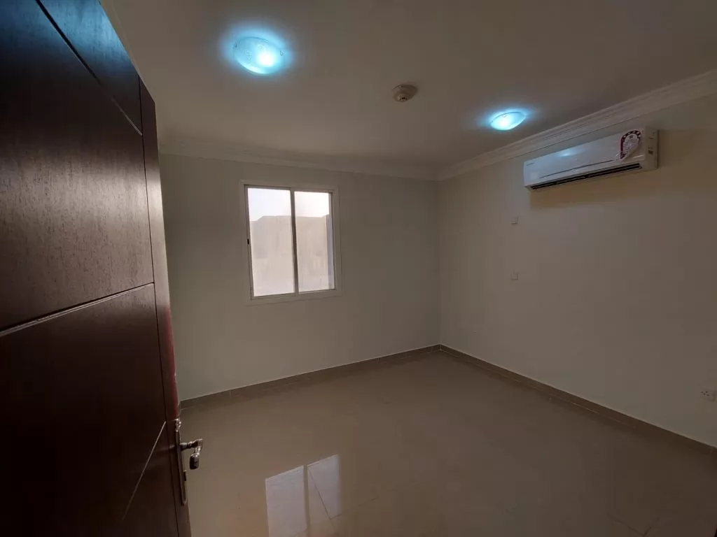Residential Ready Property 2 Bedrooms U/F Apartment  for rent in Madinat-Khalifa , Doha-Qatar #17180 - 1  image 