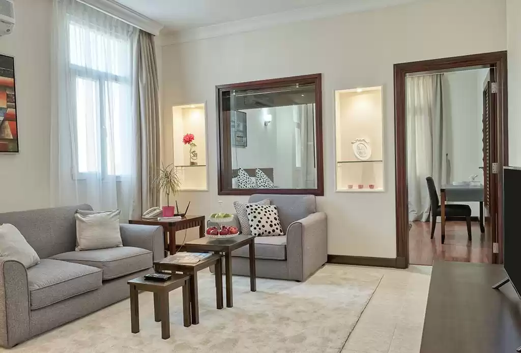 yerleşim Hazır Mülk 1 yatak odası F/F Apartman  kiralık içinde Al Sadd , Doha #17188 - 1  image 
