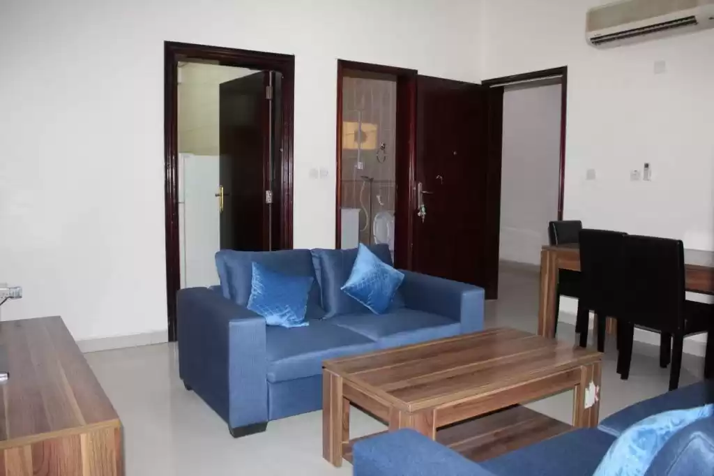 yerleşim Hazır Mülk 2 yatak odası F/F Apartman  kiralık içinde Al Sadd , Doha #17194 - 1  image 
