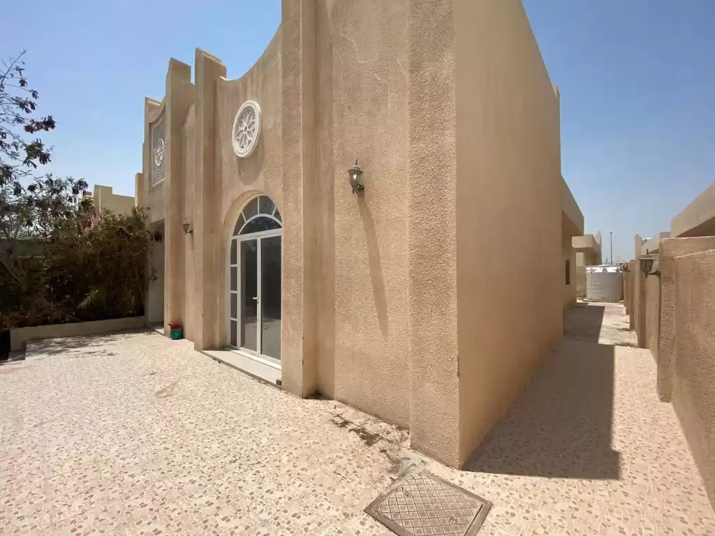 Жилой Готовая недвижимость 3 спальни Н/Ф Отдельная вилла  в аренду в Аль-Садд , Доха #17218 - 1  image 