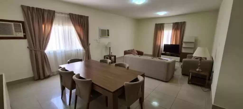 Residential Ready Property 3 Bedrooms U/F Apartment  for rent in Al Sadd , Doha #17221 - 1  image 