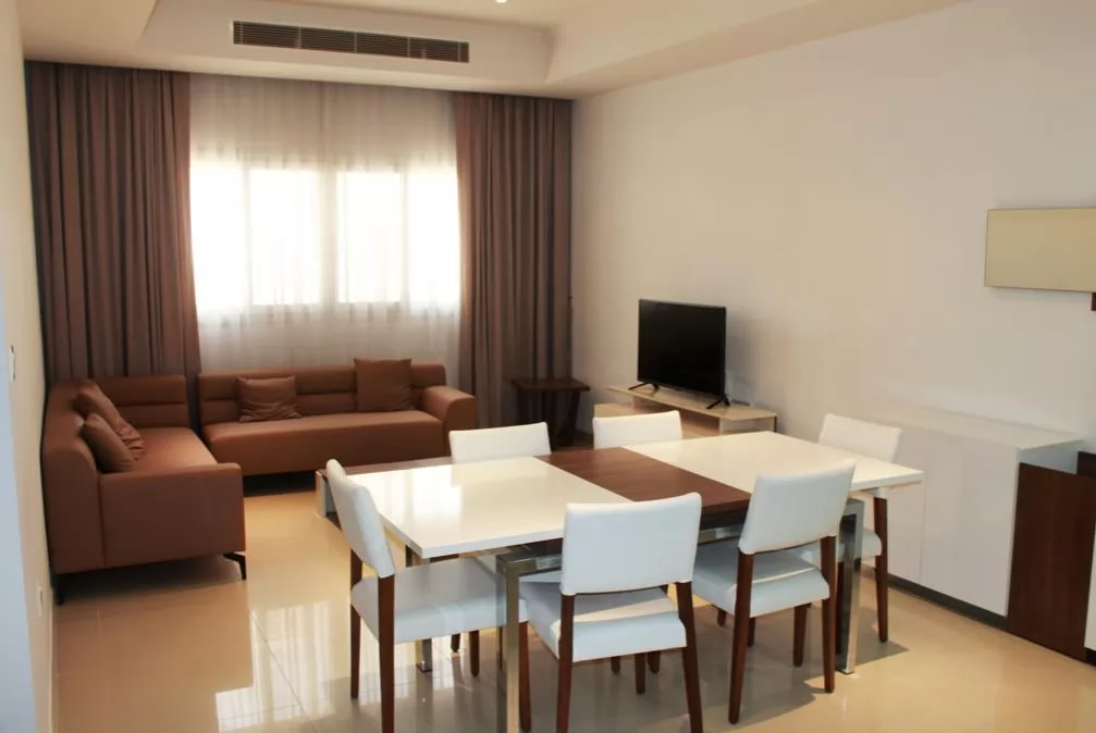 yerleşim Hazır Mülk 2 yatak odası S/F Apartman  kiralık içinde Al Sadd , Doha #17243 - 1  image 