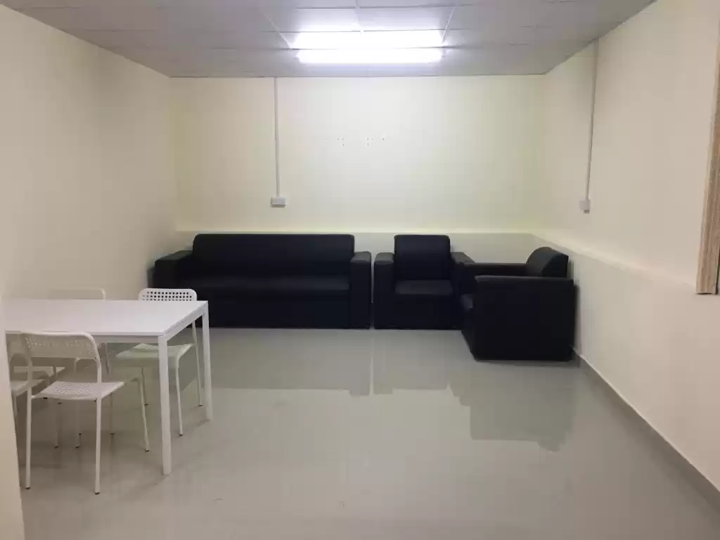 yerleşim Hazır Mülk 1 yatak odası F/F Apartman  kiralık içinde Al Sadd , Doha #17263 - 1  image 