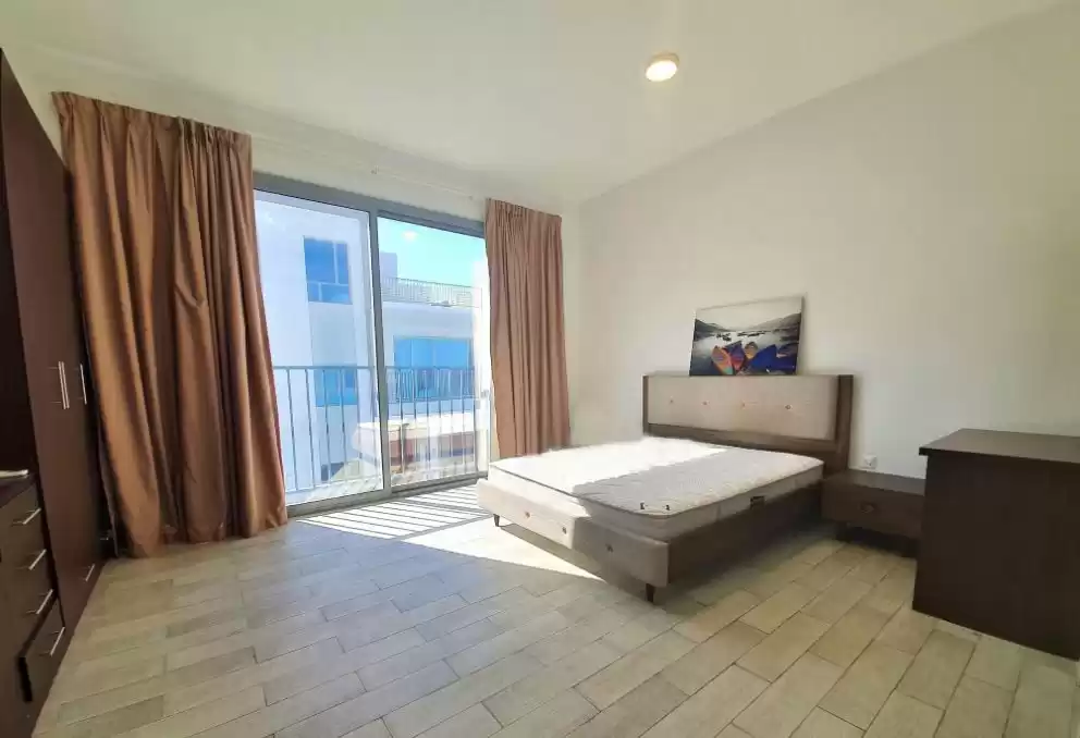 Residencial Listo Propiedad 3 dormitorios F / F Ático  alquiler en al-sad , Doha #17286 - 1  image 
