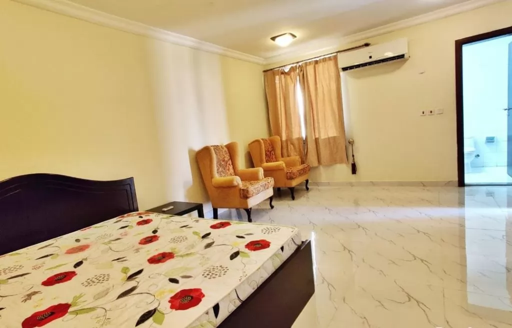 Residential Ready Property Studio F/F Penthouse  for rent in Doha #17289 - 1  image 