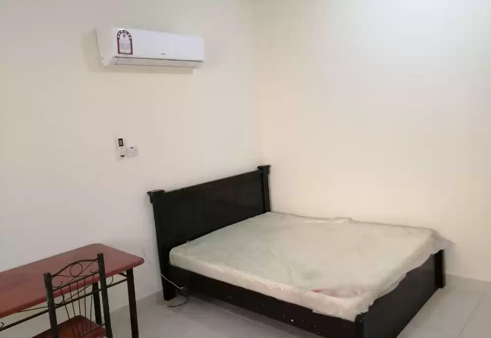 Residential Ready Property Studio F/F Apartment  for rent in Al Sadd , Doha #17290 - 1  image 